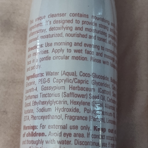 NWT!! Sheer Cover Conditioning Cleansers (4oz & 2oz) - Picture 8 of 8